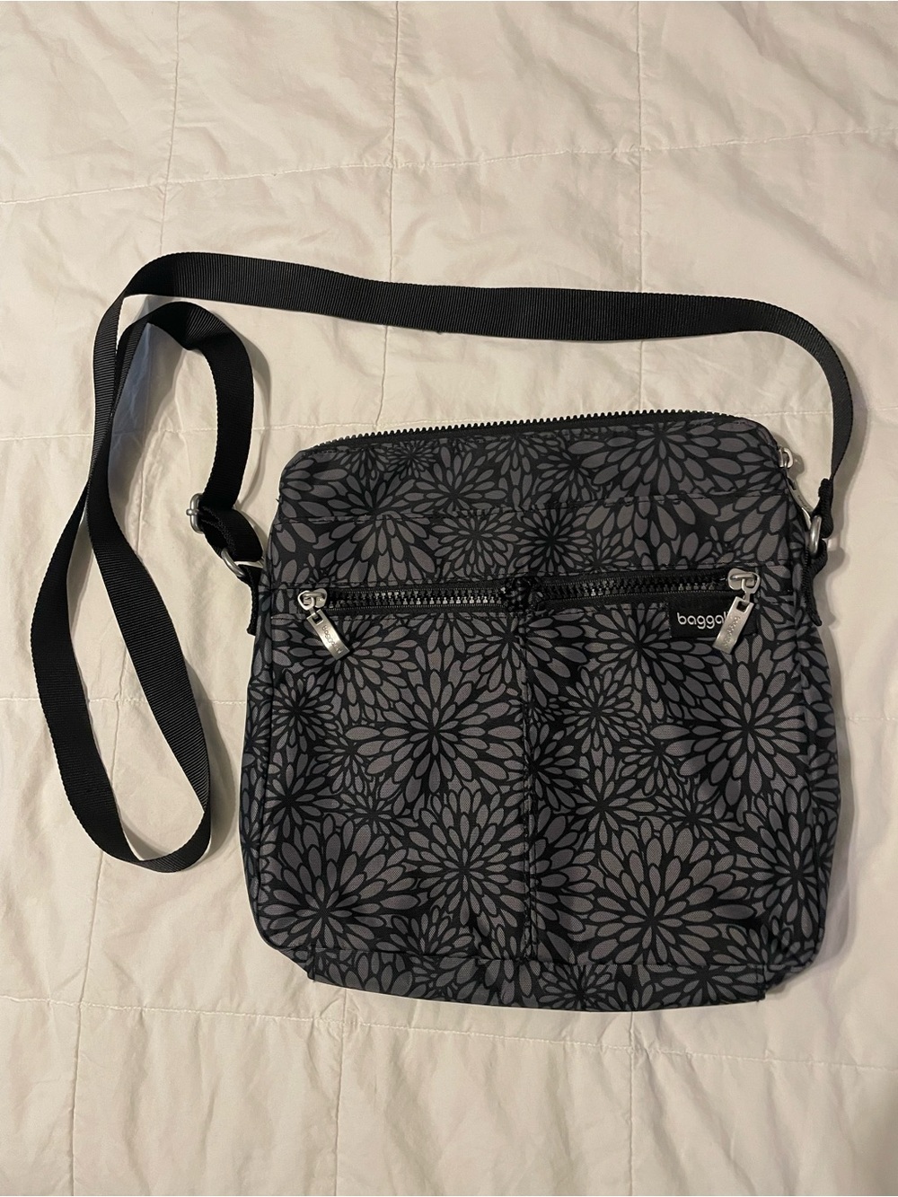 Baggallini Black and Gray Floral Crossbody Bag